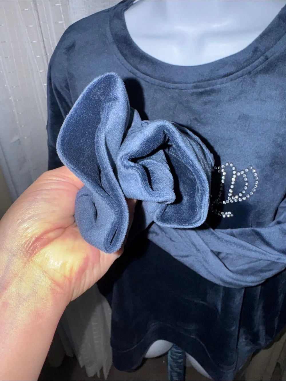 Juicy Couture- NWT Navy Velour Rhinestone Logo Pullover size XL - Picture 14 of 16